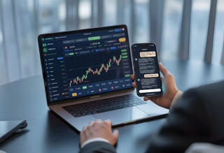 Imagem do artigo que aborda inflação e interesse em criptoativos alternativos